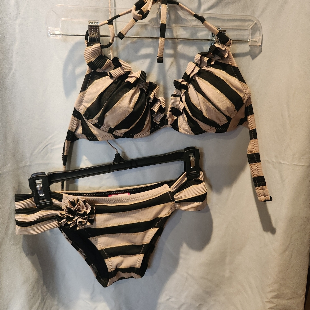 Betsy Johnson matching bikini